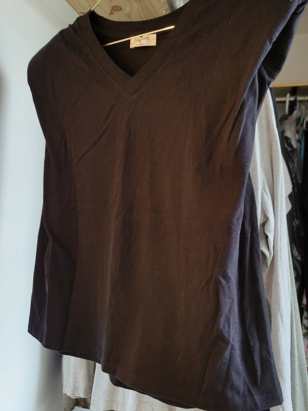 Babaton Black Shoulder Pad Tee